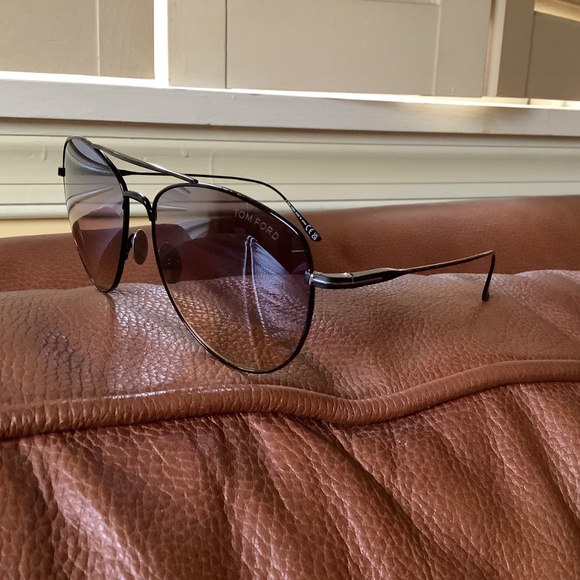 TOM FORD Milla 59mm Gradient Aviator Sunglasses One Size, BLACK SMOKE - Picture 9 of 15